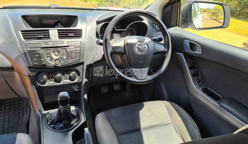 Dealership Second Hand Mazda BT-50 2017 full