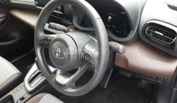 Dealership Second Hand Toyota Yaris Cross 2020 full