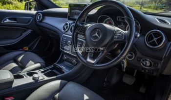 Dealership Second Hand Mercedes-Benz GLA 200 2016 full