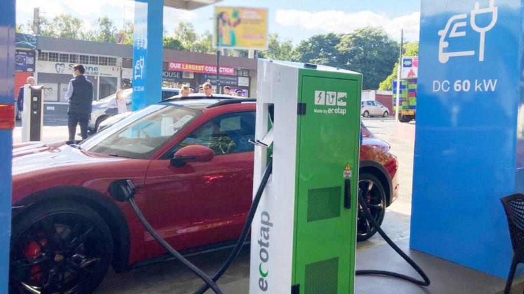 TotalEnergie LexpressCars charging