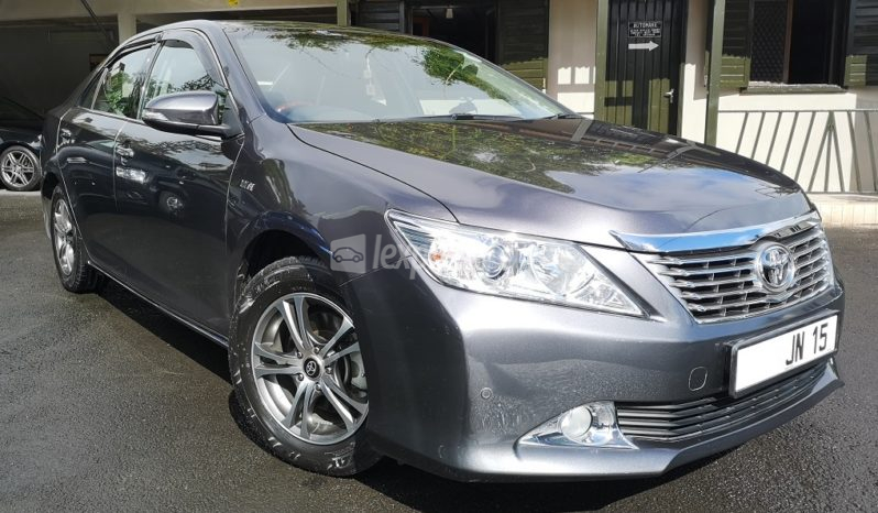 Dealership Second Hand Toyota Camry 2015