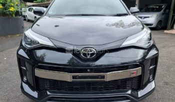 Dealership Second Hand Toyota C-HR 2020 full