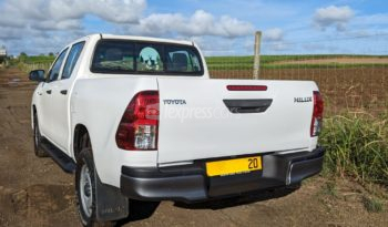 Second-Hand Toyota Hilux 2020 full