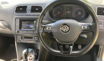 Second-Hand Volkswagen Polo 2017 full