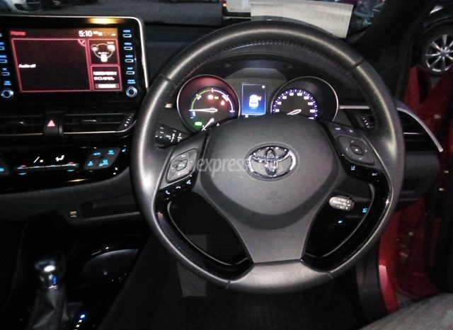 Dealership Second Hand Toyota C-HR 2021 full