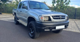 Dealership Second Hand Toyota Hilux 2005