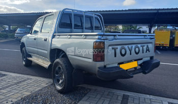 Dealership Second Hand Toyota Hilux 2005 full