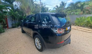 Second-Hand Land Rover Discovery Sport 2015 full
