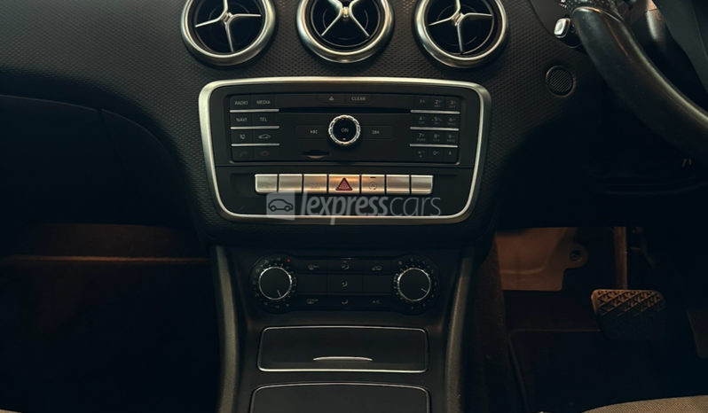 Dealership Second Hand Mercedes-Benz A180 2016 full