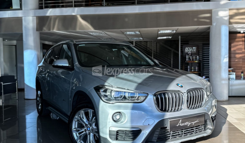 Dealership Second Hand BMW X1 2017 full